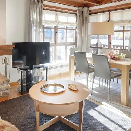 Apartment Val De Ruda Luxe 69 By Feelfree Naut Aran